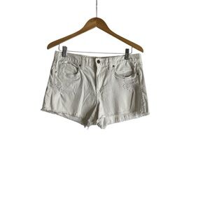 Genetic Denim Stevie White Jean Shorts – Frayed Hem